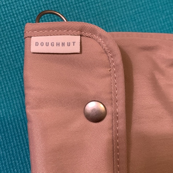 Doughnut | brand new inner pouch - Picture 4 of 8